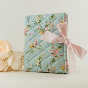 Bible Sleeves with Bow: Quilted Floral Bible Cover for Personalized Christian Gift Book Sleeve Verdant Blossom