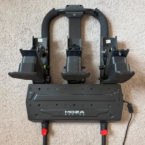 Moza SRP and SRP Lite pedal mounting kit for Playseat Challenge