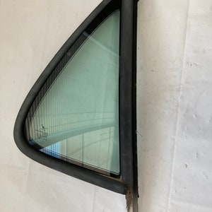 Saab 9 5 Rear Door Window RH 5364005 5186382