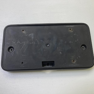 1994-1998 Saab 9000 License Plate Bracket 5289095