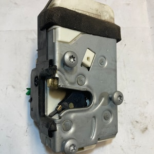 Saab 9 5 Front Door Lock RH 4857140