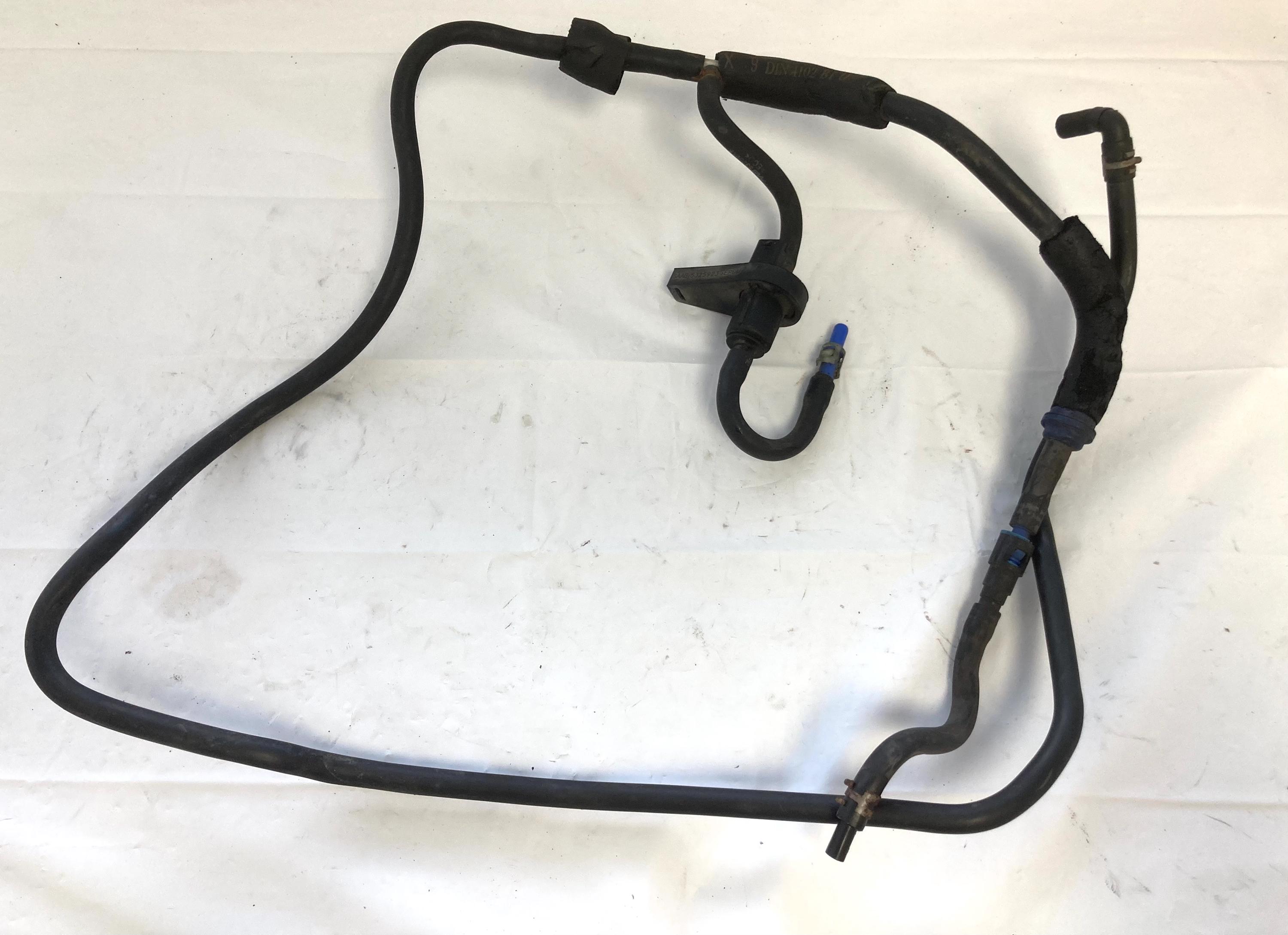 2002-2004 Saab 9 5 Evap Canister Purge Valve 4670477 Vent Hose