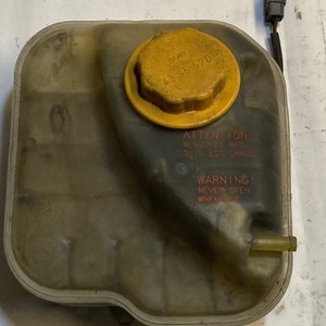 Saab 9000 Expansion Tank 4121067 Cap 7577323 4395570