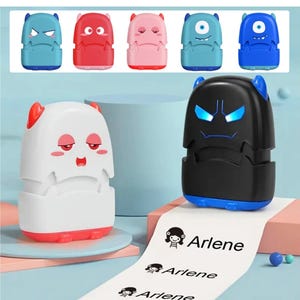 Timbro personalizzato con nome per bambini, timbro a forma di mostro, timbro personalizzato per indumenti impermeabili, etichetta per materiale scolastico, timbro con nome per libri