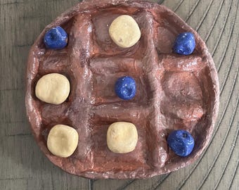 Tic Tac Toe Waffle Game
