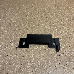 Female Stacktech Adapter