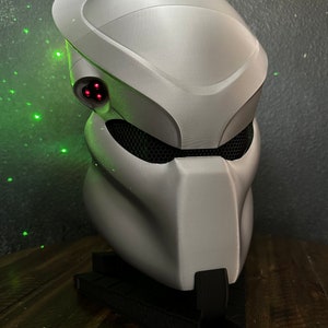 Predator Biomask Display with Stand and Electronics, 3D print