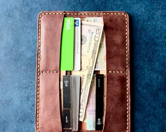 Damen Geldbörse und Portemonnaie, mit RFID-Schutz aus echtem und sehr weichem Leder, kompakt und viele spezielle Fächer für Karten.