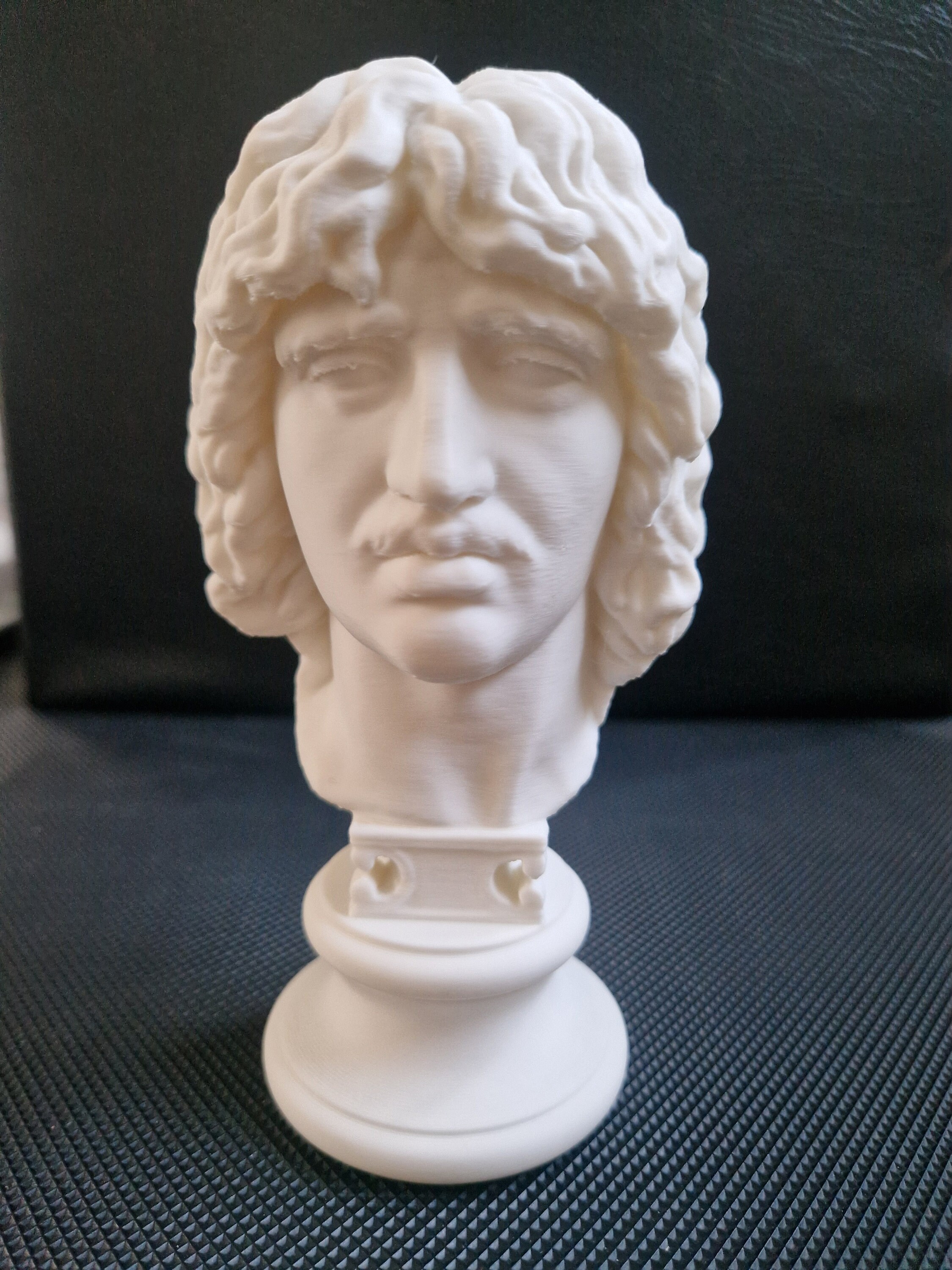 3D Printed Bust of a Barbarian Germanic Chieftain Arminius - 15cm