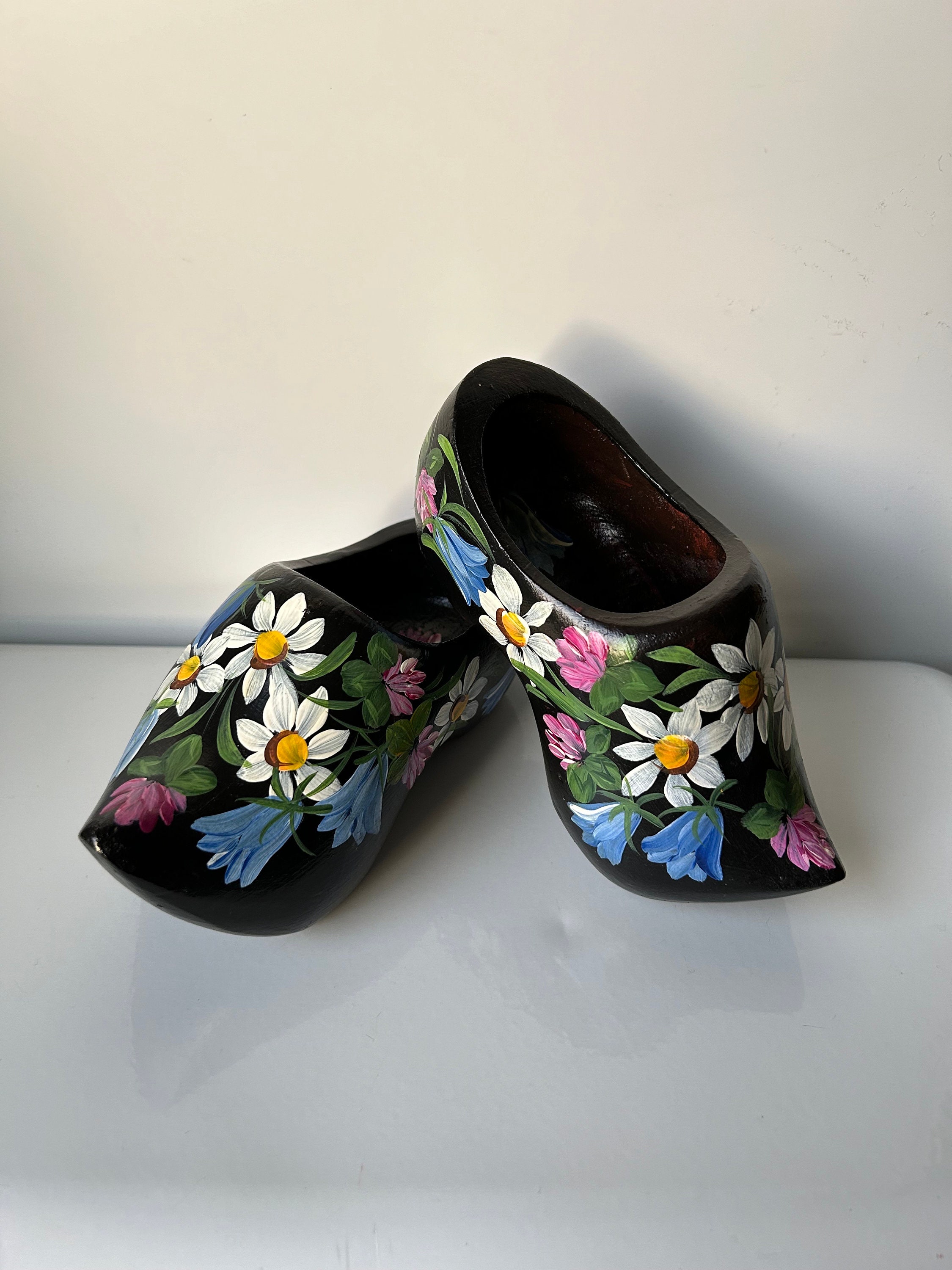 Handmade and hand painted wooden shoes for home decor made in Norway