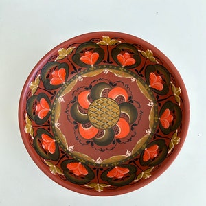 Norwegian vintage rosemaling bowl from 1979 handmade bowl folk art of Norway