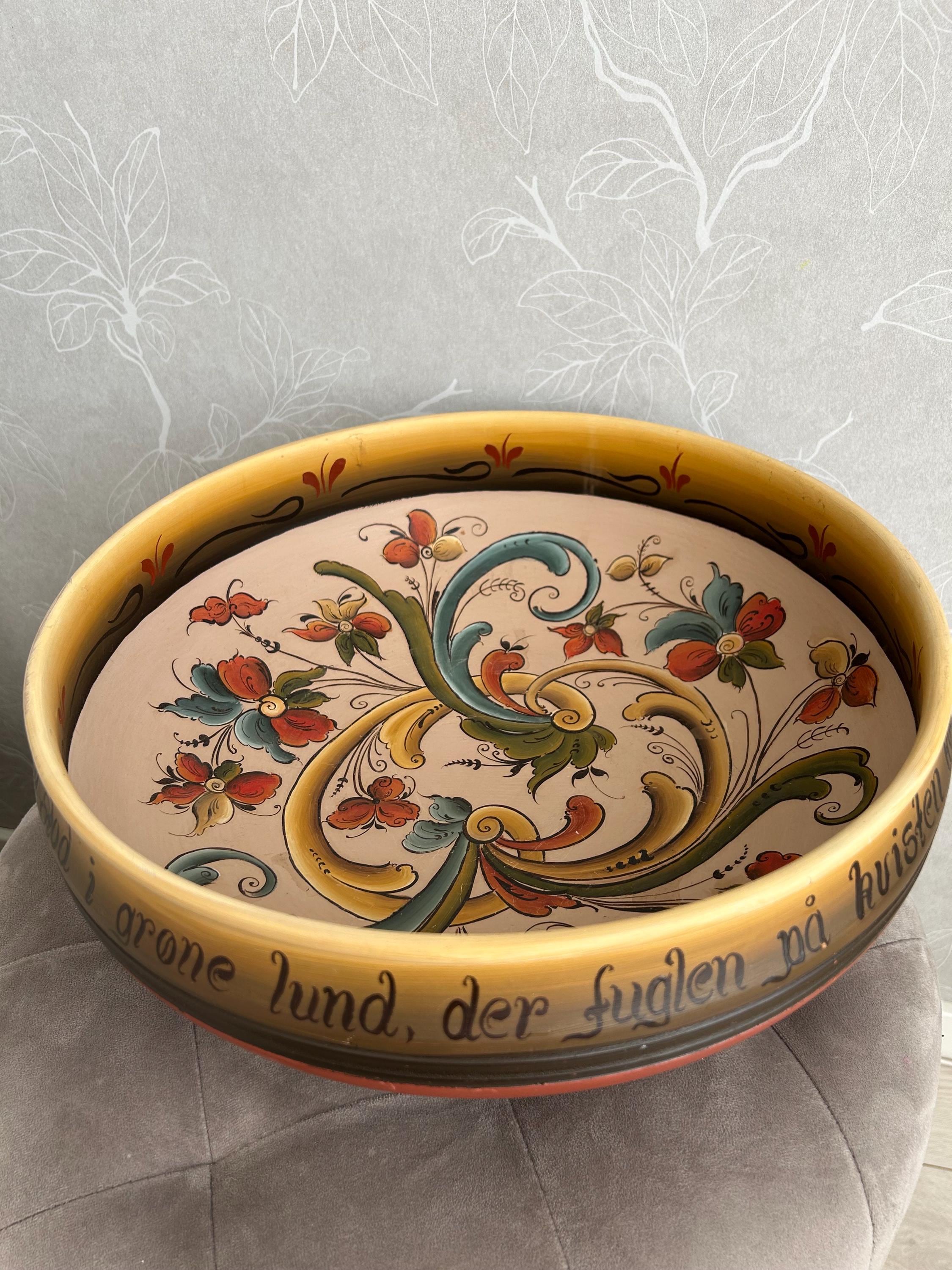 ノルウェーのヴィンテージ ローズマリング ボウル 手作りボウル