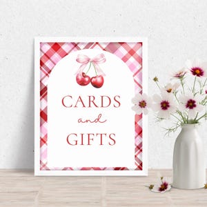 Placa de cartões e presentes para chá de bebê de cereja, decoração de coquete com laço rosa, decoração de mesa de presente de boas-vindas, xadrez vermelho moderno, download instantâneo BB-007