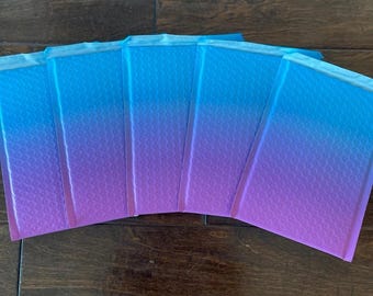 Pacote com 10 OU 20 - Lindos envelopes de plástico bolha de 6x9" em 2 tons de azul/roxo! Sacos adesivos autoadesivos! Aprovados pela USPS/UPS/Fedex!