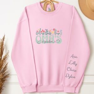 Kundenspezifisches Hülsen-Oma&#39;s Garden Oma-Sweatshirt Gesegnetes Oma in meiner Oma-Ära gefördert zu Oma Muttertagsgeschenken für Oma personalisiert