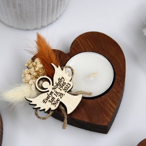 Personalized Memorial Candle Favors: Heart Wood, Dried Flowers