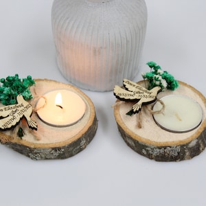 Personalized Memorial Candle Favors: Wood Tealight with Dried Flowers