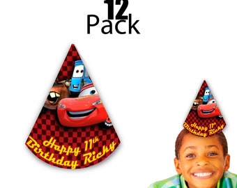カーズ バースデーパーティーハット 子供用 - 12個パック - 名前と年齢でカスタマイズ可能 | パーソナライズされた子供用パーティー用品と記念品