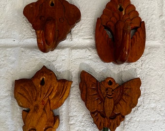 Set of 4 vintage wooden wall hooks . unique hooks for boho decor| MCM | grandmillennial style | cottage |