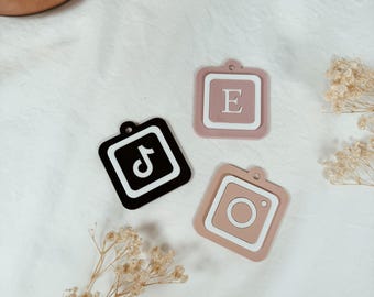 Acrylic Instagram Facebook Tik-Tok Etsy Shopify YouTube Icons Tag, Acrylic Social Media Icons Tag, Colored Acrylic Blank, Social Media Tags