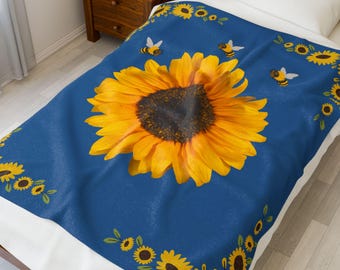Sunflower Bee Velveteen Plush Blanket, Cozy Throw for Home Decor, Gift for Nature Lovers, Perfect for Picnics, Beach Days, and More