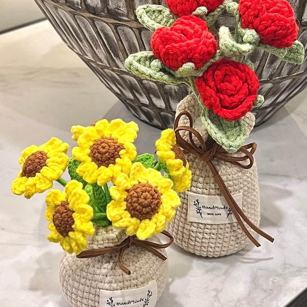 Handgemachte gehäkelte Rose Sonnenblume Regenbogen Rose im Topf | Geschenk Feiertag Geburtstag Jubiläum Überraschung Dekoration Büro