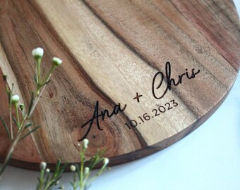 Custom Name Round Cutting Board