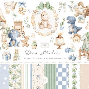 Può includere: Illustrazioni ad acquerello di dinosauri e decorazioni per la cameretta in colori pastello. Include un teepee, un cavallo a dondolo, giocattoli di dinosauri e motivi senza cuciture. Il testo "Dino Atelier" è visibile.