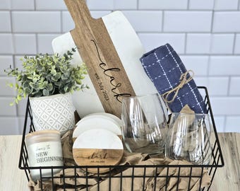 Custom Gift for Couple Marble Cutting Board Wedding Basket Personalized Charcuterie Board Engagement Gift for Bridal Shower Gift For Her