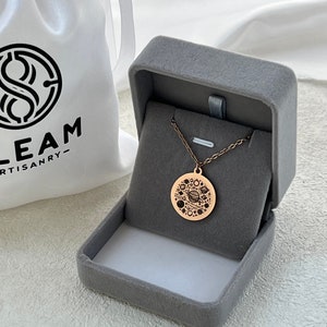 Quasar Cosmic Necklace main image 1