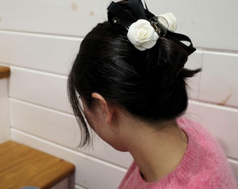White Rose Hair Claws, Wedding Accessories for Bride, Thick Hair Clip, Elegant Bun Clip, Camelia Hair Claw