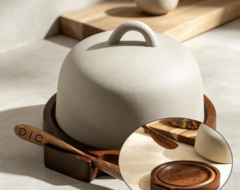Personalised Ceramic Butter Dish with Wooden Base – Jam & Dessert Storage Jar, Butter Keeper with Lid, Kitchen Storage  Home Decor