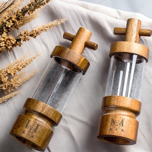 Personalized Wooden Salt and Pepper Grinder, Wood Pepper Grinder, Handcrafted Salt and Pepper Mill,Salt and Pepper Shaker