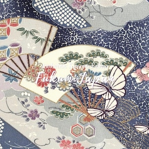Japanese Silk Kimono Fabric Remnant: Floral Seusu Design