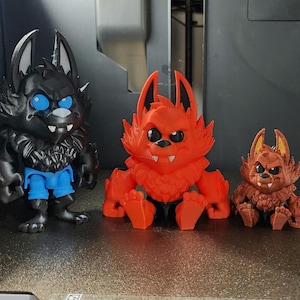 Warewolf fidget articulated keychain