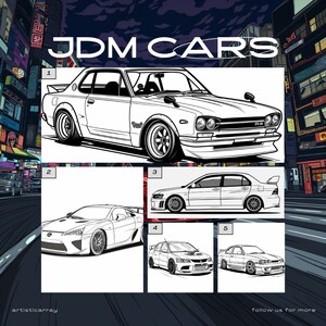 Può includere: Un'illustrazione in bianco e nero di cinque auto JDM. Le auto sono una Nissan Skyline GT-R, una Lexus LFA e tre Mitsubishi Lancer Evolutions. L'illustrazione è ambientata su uno sfondo di una strada cittadina di notte.