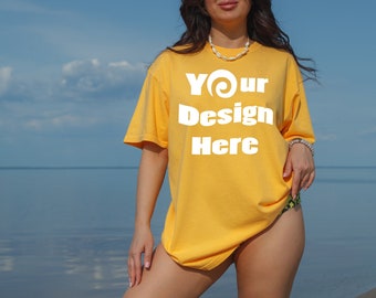 Maqueta de camiseta Beach Comfort Colors Citrus Maqueta de moda 1717 Maqueta de camiseta amarilla de verano