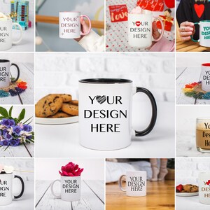 K&ouml;nnte beinhalten: Eine Sammlung von 11 wei&szlig;en Keramikbechern mit schwarzen Griffen. Die Becher haben einen schwarzen Rand und sind mit dem Text "Your Design Here" verziert. Einige Becher haben ein Herzdesign, w&auml;hrend andere einen roten Rand haben. Die Becher werden auf verschiedenen Oberfl&auml;chen pr&auml;sentiert, darunter ein Holztisch, eine wei&szlig;e Backsteinwand und eine wei&szlig;e Oberfl&auml;che mit einem Blumenarrangement.