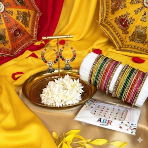 Mehrfarbiges indisches / pakistanisches Geschenkbox-Set - Armreifen, Jhumka Ohrringe, Bindi & Haargummi - Mehndi Armband Geschenke für Frauen