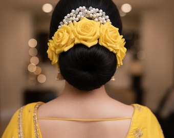 Broche à Cheveux Style Indien Bollywood - Fleur Artificielle Rose Et Jaune - Bijou Gajra Pour Chignon