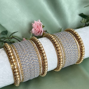 スモールベルベットバングルセット - ブラック&シルバー - Etsy スモールベルベットバングルセット - ブラック&シルバー - Etsy