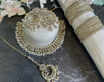 Clear Crystal Choker & Small Bangle Set/Earring/Tikka/ Gift for wome/Indian/ Pakistani/Fashion Jewellery/Valentines gifts