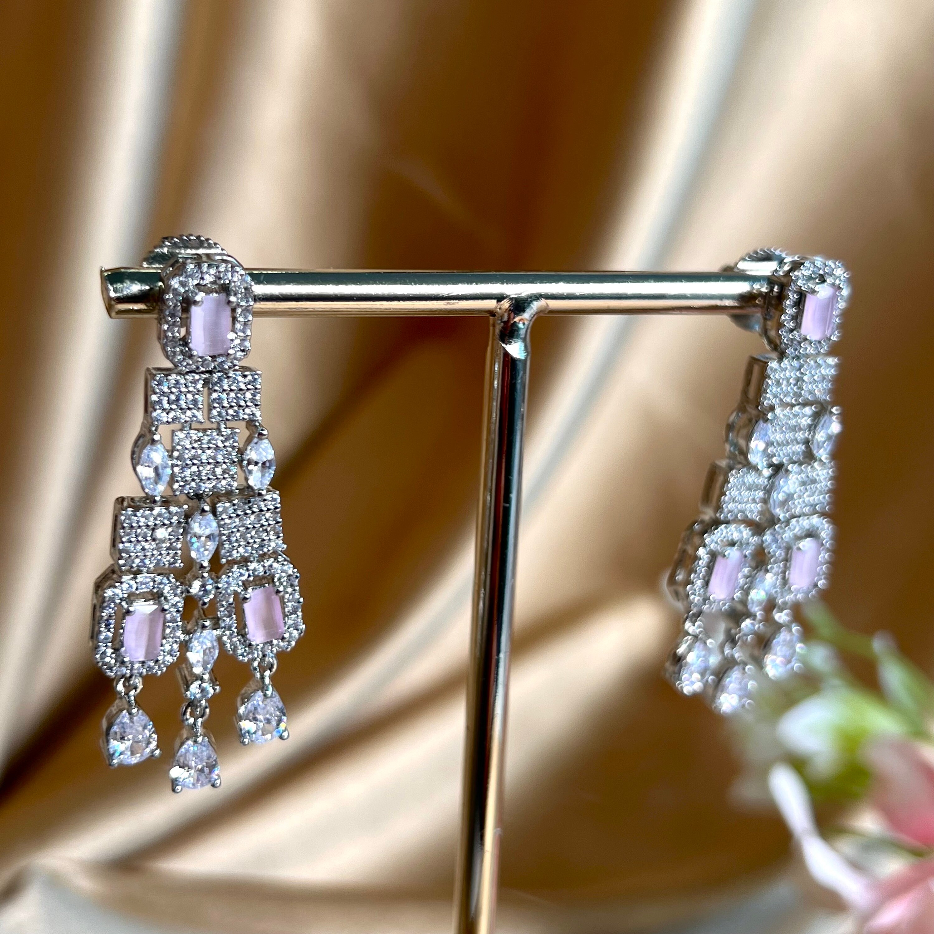 DesignB London - Orecchini A Cerchio Color Oro Con Borchie Di - Foto 13