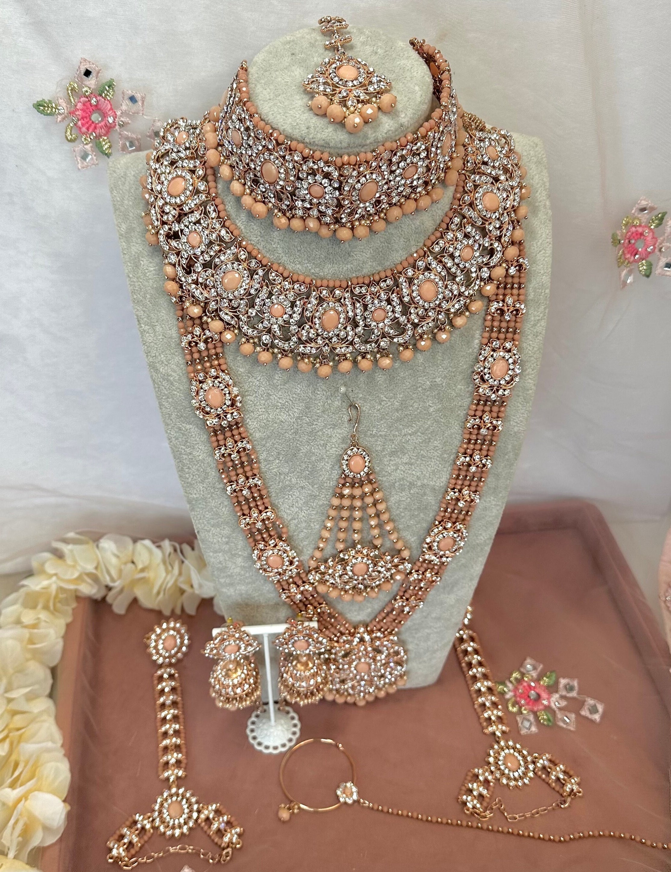Full Bridal Set - Peach Indian/ Pakistani Style With Choker