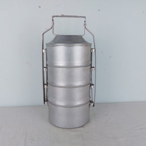 4er Set Vintage Lebensmittelbehälter aus Aluminium mit Deckel, Aluminium Camping Kochset, Lebensmittelbehälter mit Metallgriff, Vintage Küchengefäße