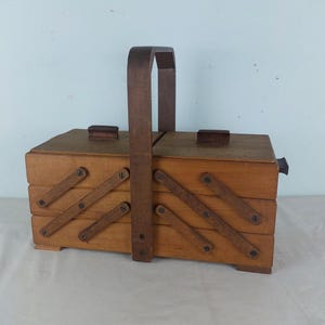 Caja de costura, caja de costura vintage, retro, vintage, antigua, genial, única, retro, regalo, idea de regalo, caja de costura retro, Alemania, hecha en Alemania