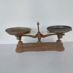 Báscula antigua, 5kg, báscula oxidada, decoración de cocina en mal estado, decoración de cocina, báscula vintage, báscula retro, decoración del hogar, placa de latón, escala europea
