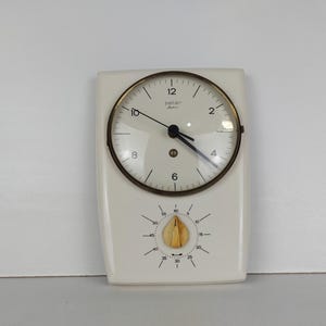 Peter wall clock, vintage white clock, kitchen timer, Art deco wall clock, modernist wall clock, 1960s, 1970, space age clock, germany 79