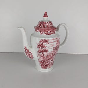 Olde country castles, English Teapot, Teapot, tea accessory, vintage teapot, retro teapot, collectable, gift idea, kitchen decor,