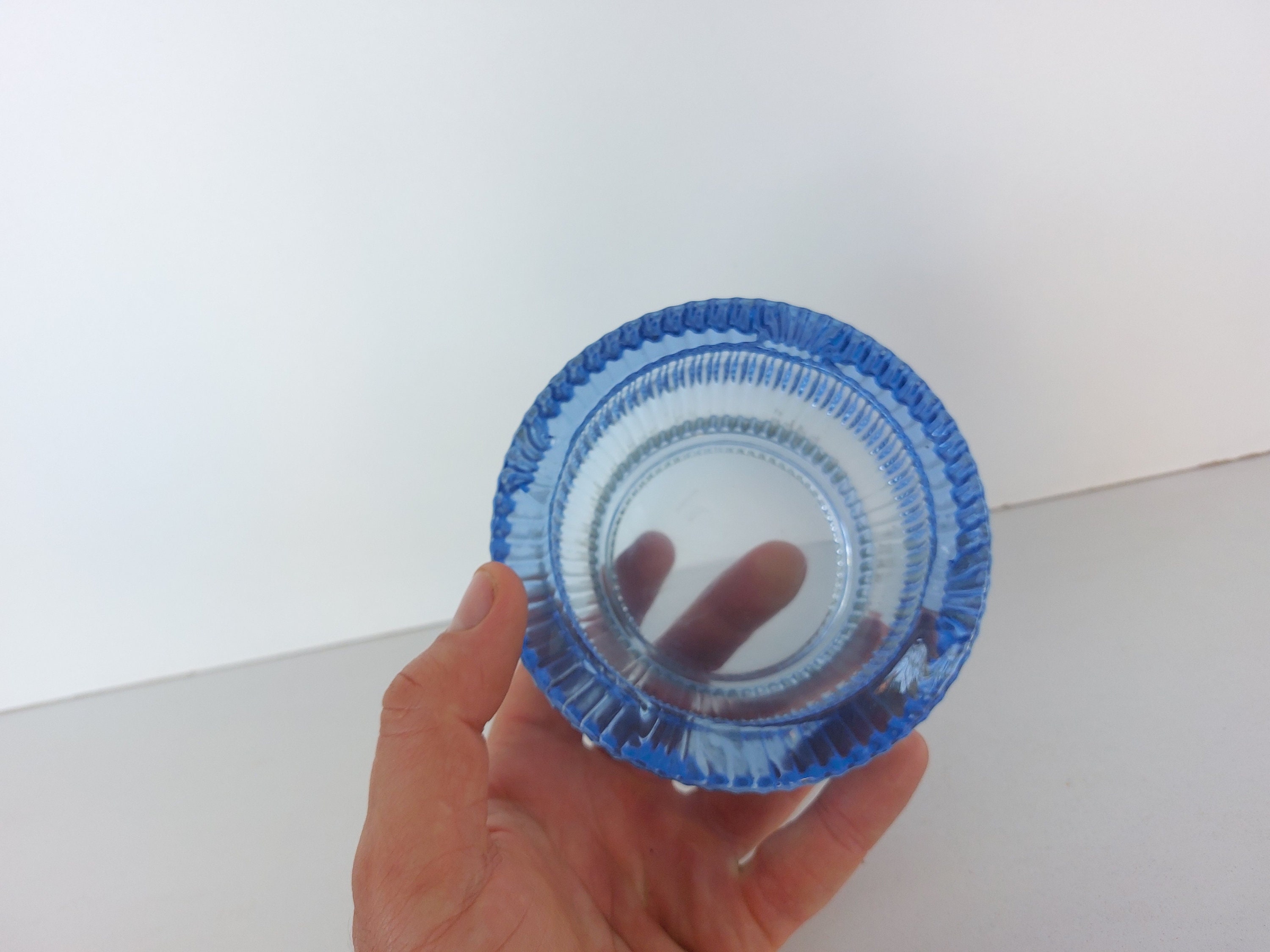 丸型灰皿、青い灰皿、ムラーノガラス、モダニスト灰皿、ビンテージ灰皿